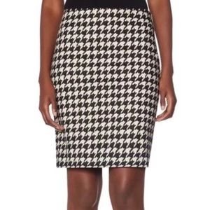 The Limited houndstooth pencil skirt size 10